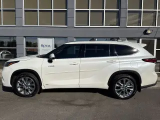 2021 Toyota Highlander Hybrid Limited