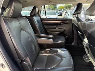 2021 Toyota Highlander Hybrid Limited