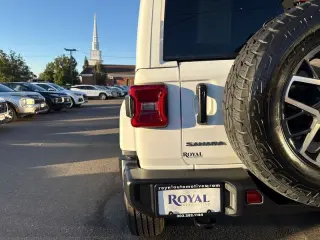 2025 Jeep Wrangler 4-Door Sahara 4x4