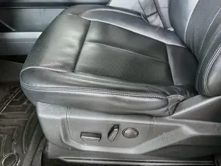 Ford Expedition 2022 4x4 XLT 4p SUV