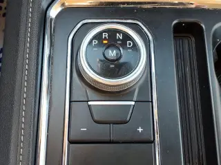 Ford Expedition 2023 4x4 XLT 4p SUV