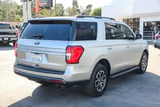 Ford Expedition 2022 4x2 XLT 4dr SUV