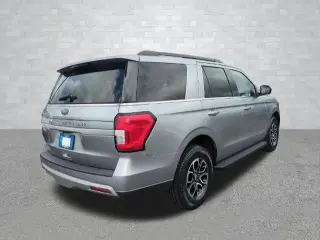 Ford Expedition 2024 4x2 XLT 4dr SUV