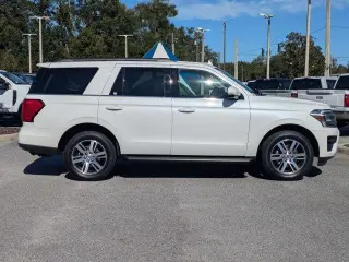 Ford Expedition 2024 4x2 XLT 4dr SUV