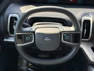 Ford Expedition 2025 4x2 Active SUV 4 puertas