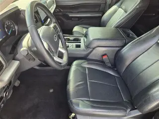Ford Expedition 2024 4x2 XLT 4 puertas SUV