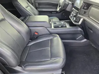 Ford Expedition 2024 4x2 XLT 4 puertas SUV
