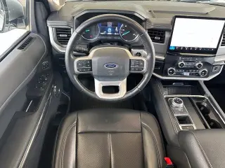 Ford Expedition 2023 4x2 XLT 4p SUV