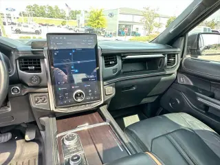 Ford Expedition MAX 2022 4x4 Platinum 4p SUV