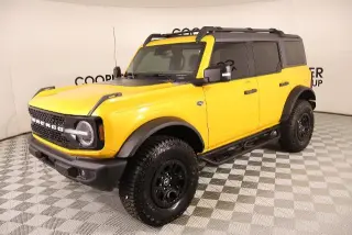 Ford Bronco 2022 4x4 Black Diamond Advanced 4dr SUV