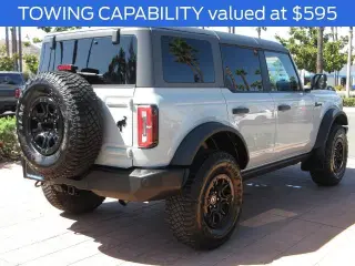 Ford Bronco 2023 4x4 Base Advanced 4dr SUV