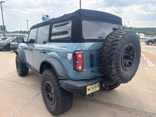 Ford Bronco 2022 4x4 Base Advanced 4dr SUV