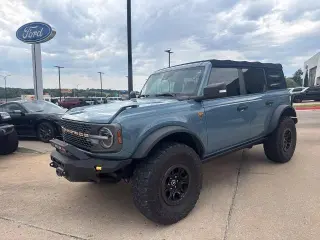 Ford Bronco 2022 4x4 Base Advanced 4dr SUV