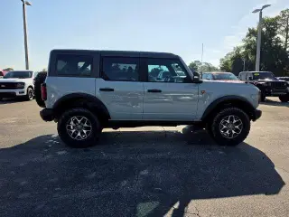Ford Bronco 2022 4x4 Badlands Advanced 4dr SUV