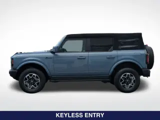 Ford Bronco 2023 4x4 Base 4pl SUV
