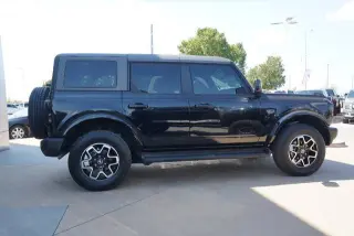 Ford Bronco 2025 4x4 Outer Banks 4p SUV