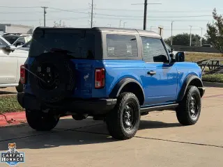 Ford Bronco 2023 4x4 Black Diamond 2dr SUV