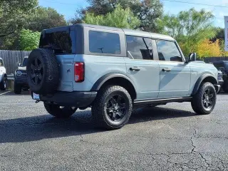 Ford Bronco 2024 4x4 Black Diamond 4p SUV
