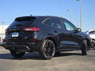 Ford Escape 2023 AWD ST-Line Elite 4dr SUV