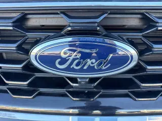 Ford Escape 2024 AWD ST-Line Select 4dr SUV