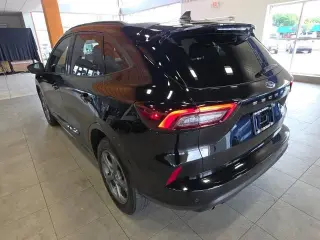 Ford Escape 2023 AWD ST-Line Select 4dr SUV