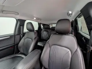 Ford Escape 2026 AWD Platinum 4dr SUV