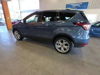 Ford Escape 2018 AWD Titanium 4p SUV