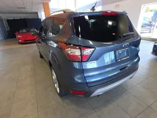 Ford Escape 2018 AWD Titanium 4p SUV