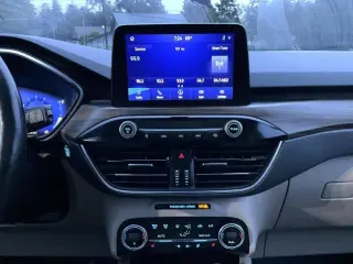 Ford Escape 2020 AWD Titanium 4p SUV