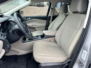 Ford Escape 2017 4x4 SE 4p SUV