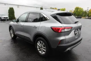 Ford Escape 2022 AWD SE 4dr SUV