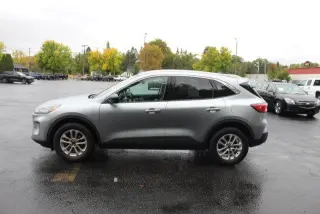 Ford Escape 2022 AWD SE 4dr SUV