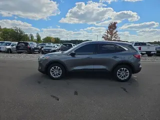 Ford Escape 2022 tracción en todas las ruedas SE 4p SUV