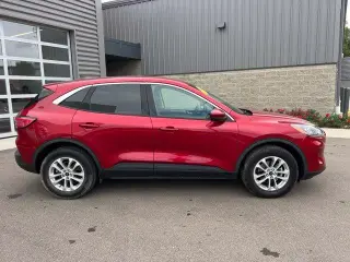 Ford Escape 2021 AWD SE 4dr SUV