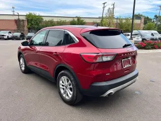 Ford Escape 2021 AWD SE 4dr SUV