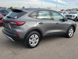 Ford Escape 2023 AWD Base 4dr SUV