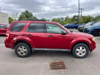 Ford Escape 2010 AWD XLT 4p SUV