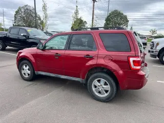Ford Escape 2010 AWD XLT 4p SUV