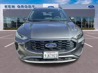 Ford Escape Hybrid 2023 ST-Line 4dr SUV