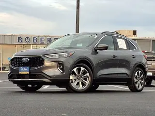 Ford Escape Hybrid 2023 Platinum 4p SUV