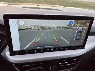 Ford Escape Hybrid 2023 Platinum 4p SUV