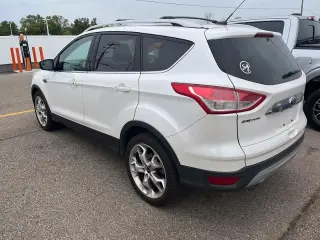 Ford Escape 2015 Titanium 4p SUV