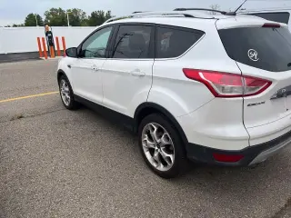 Ford Escape 2015 Titanium 4p SUV