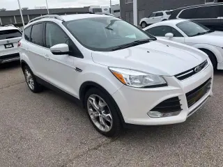 Ford Escape 2015 Titanium 4p SUV