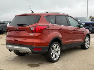 Ford Escape 2019 Titanium 4dr SUV