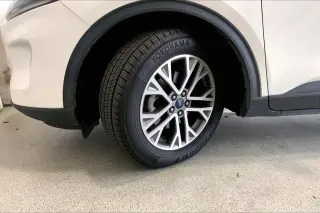 Ford Escape 2022 SEL 4dr SUV