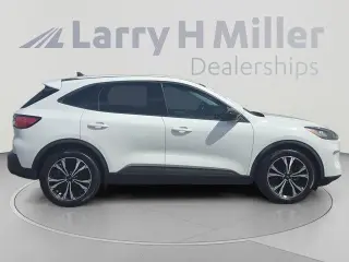 Ford Escape 2022 SE 4p SUV