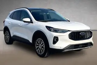 Ford Escape Híbrido Enchufable 2025 PHEV SUV de 4 puertas
