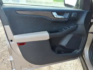 Ford Escape Hybrid 2020 Titanium 4dr SUV