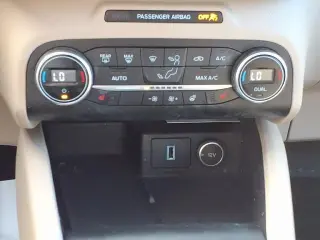 Ford Escape Hybrid 2020 Titanium 4dr SUV